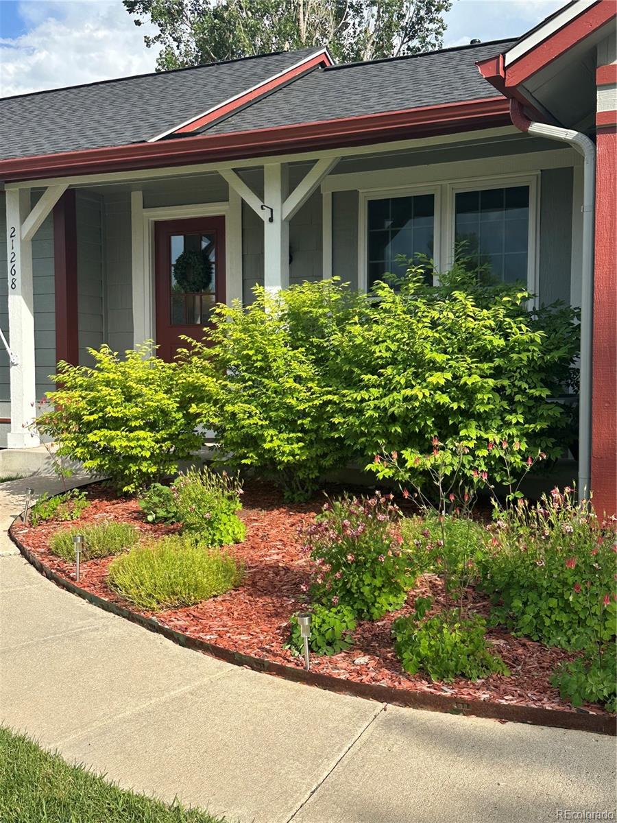 21268 E Powers Place