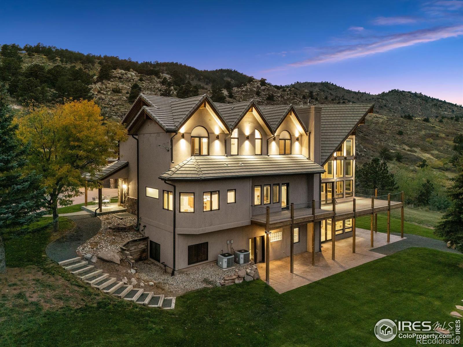 4736 Rim Rock Ridge Road