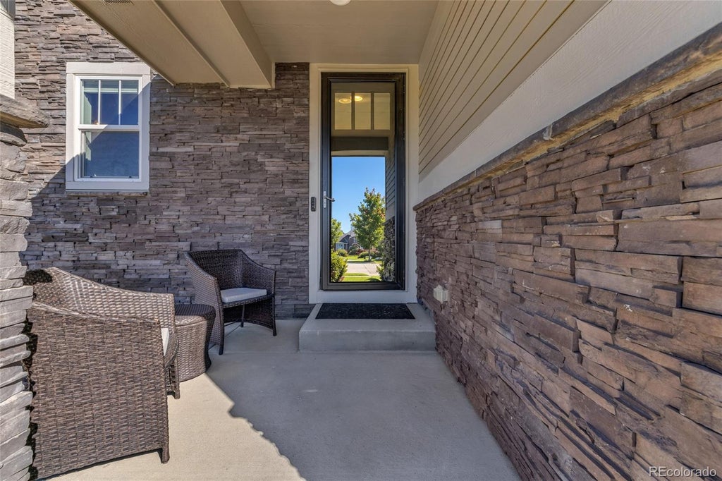 Photo of 25523 E Byers Drive, Aurora, CO 80018 (MLS # 7985202)