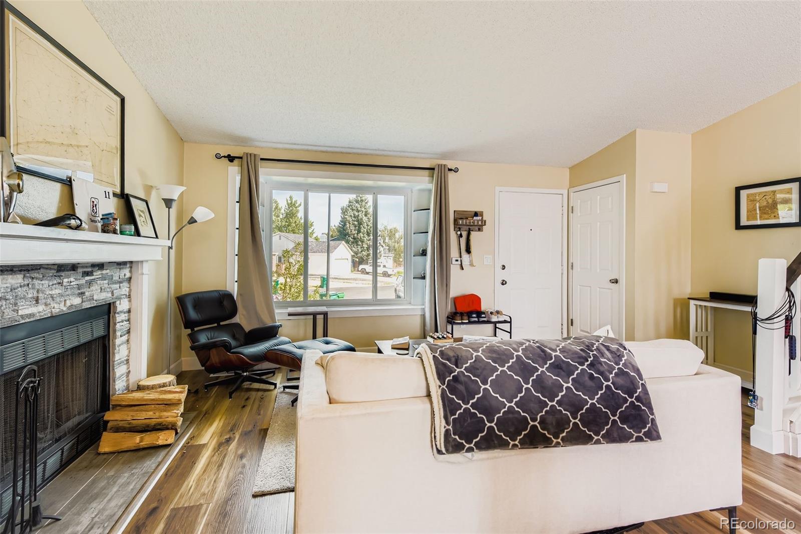 8442 Blazing Star Place