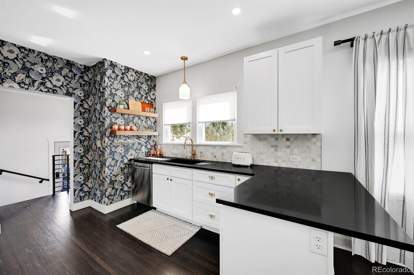 1402 Meade Street, Denver, CO, 80204 1 1402 Meade Street