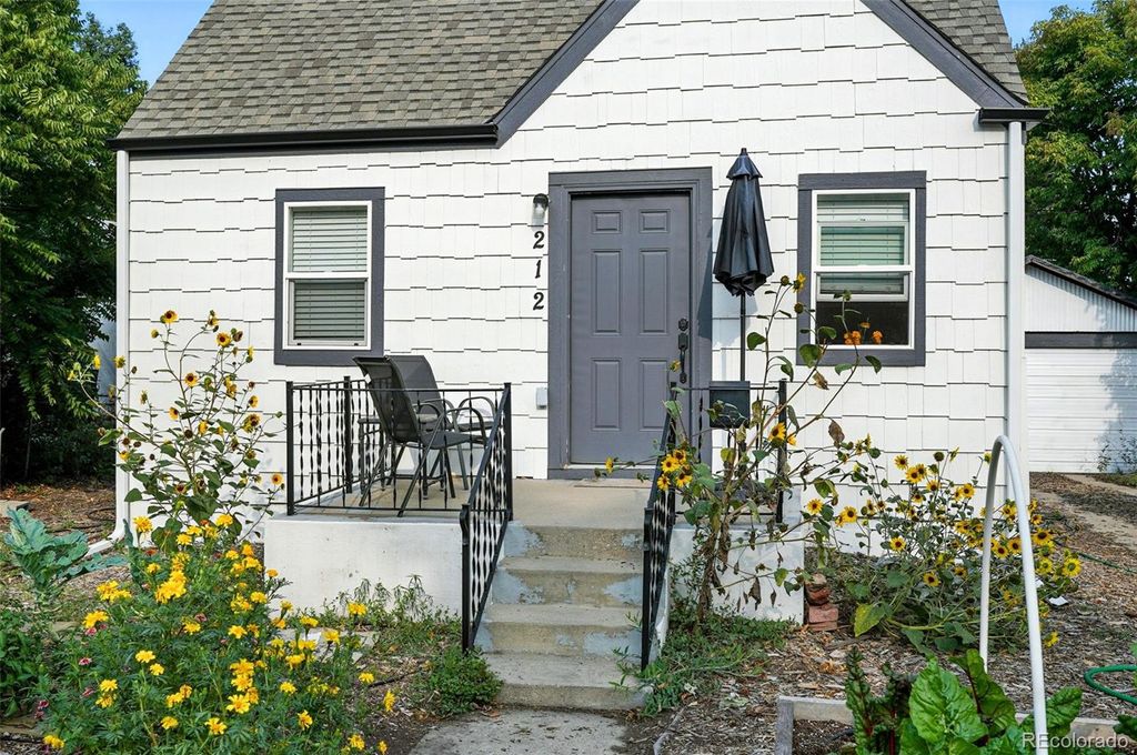 Photo of 212 Lowell Boulevard, Denver, CO 80219 (MLS # 5368946)