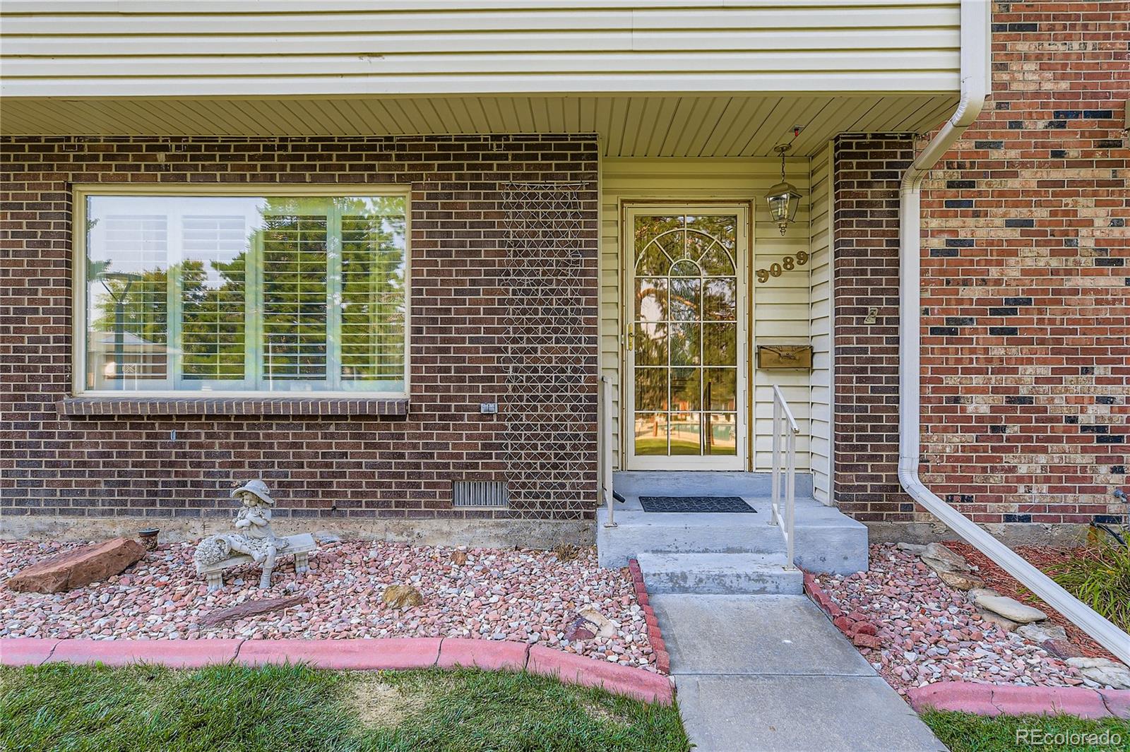 9089 E Nassau Avenue