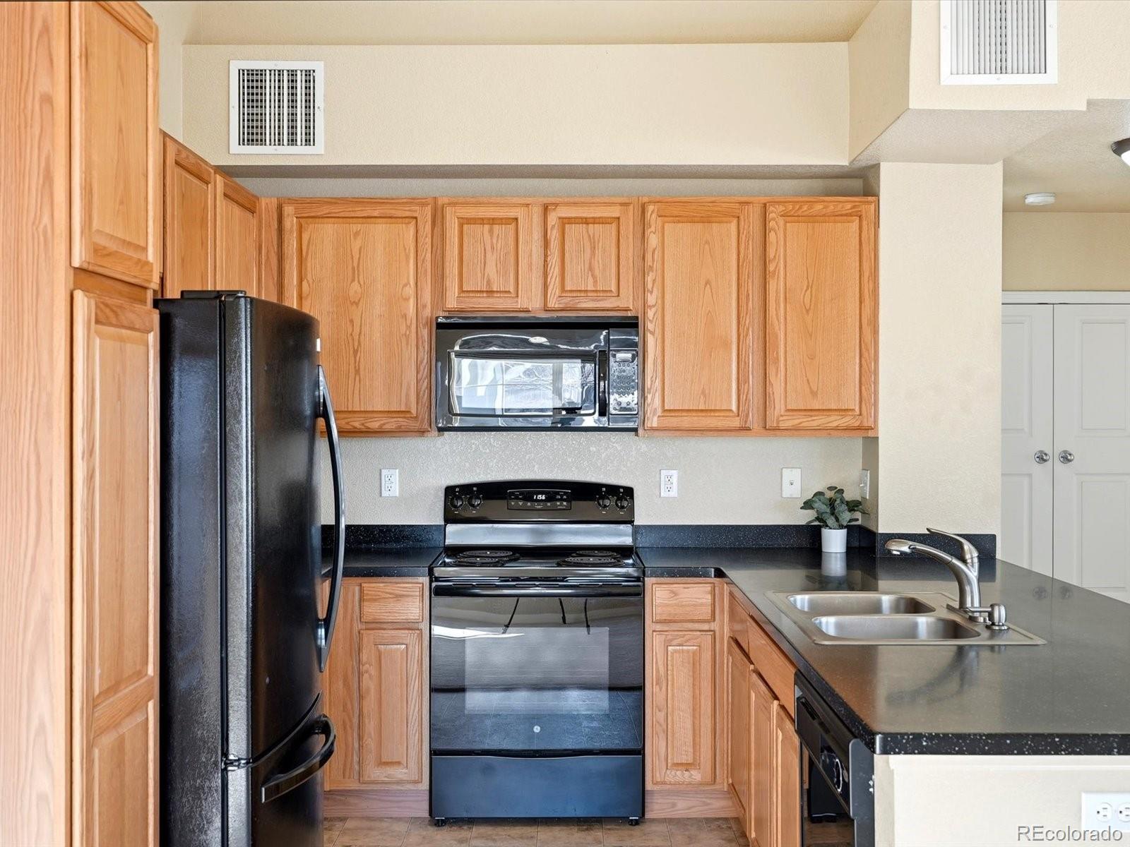 9585 Pearl Circle 203