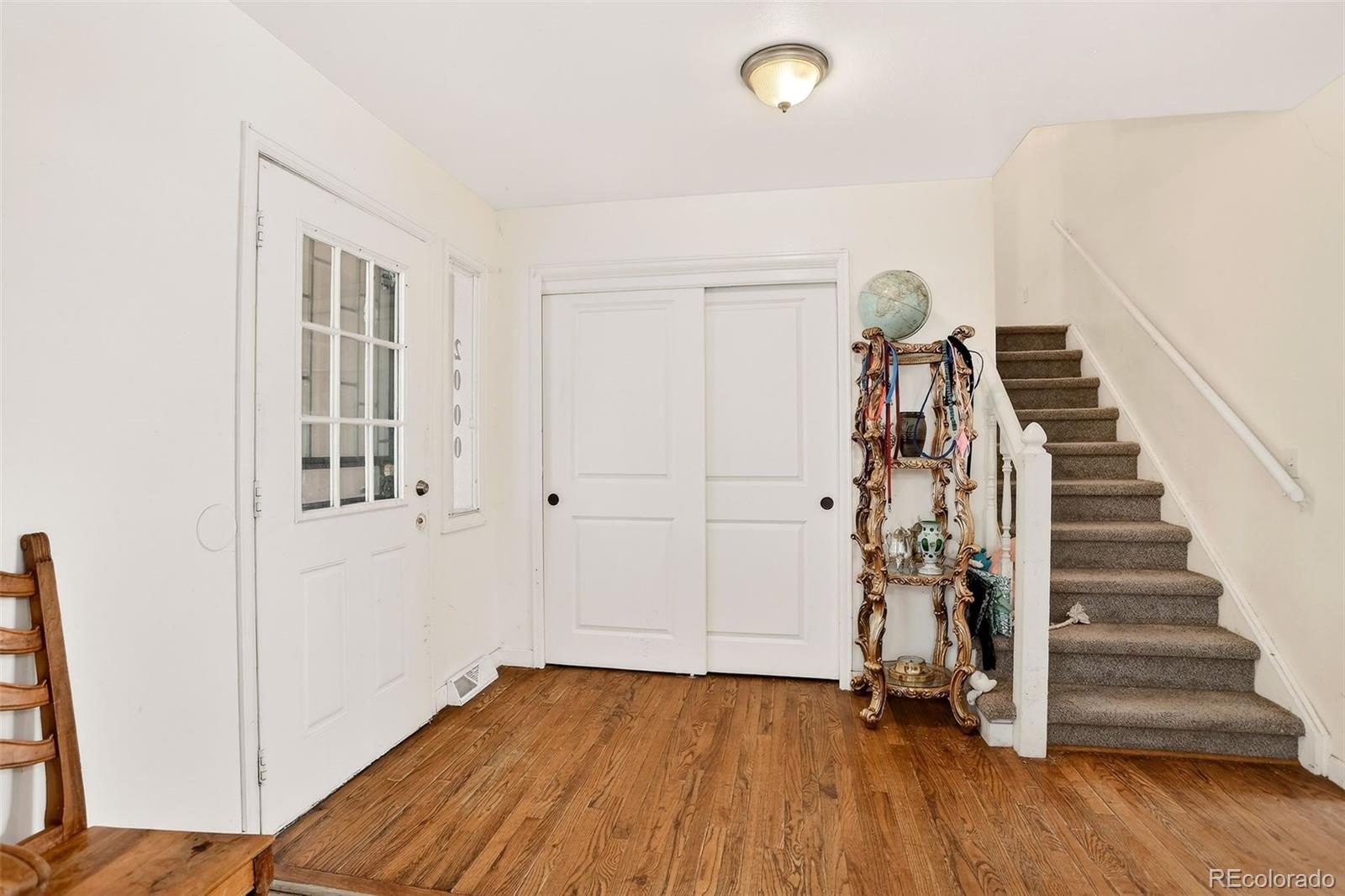 2000 E Easter Avenue