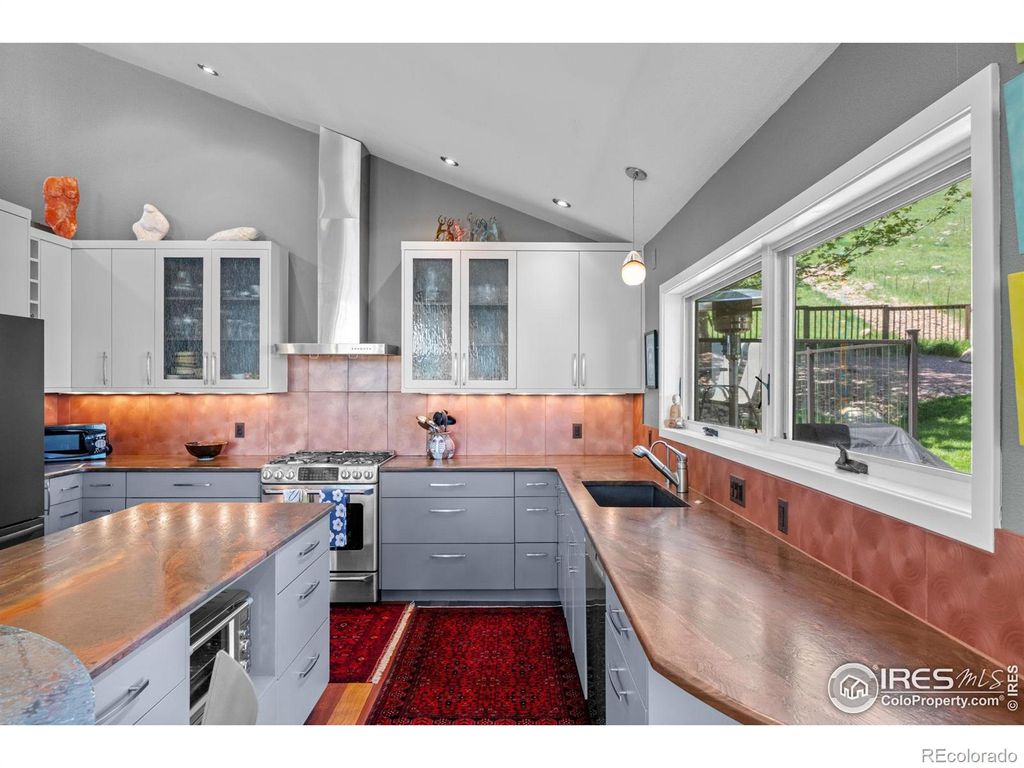 Photo of 3945 Promontory Court, Boulder, CO 80304 (MLS # IR1033748)