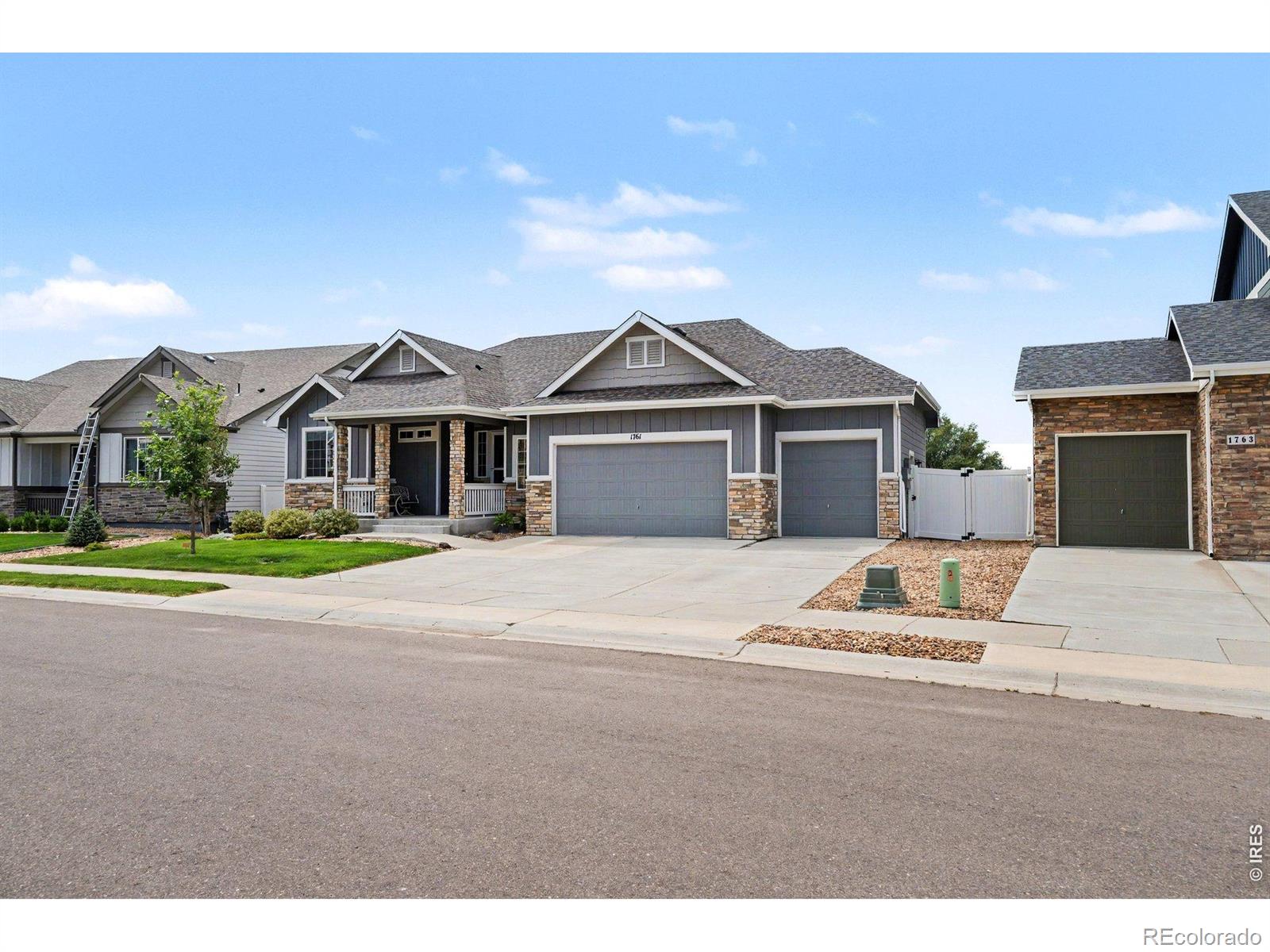 1761 Vista Point Lane