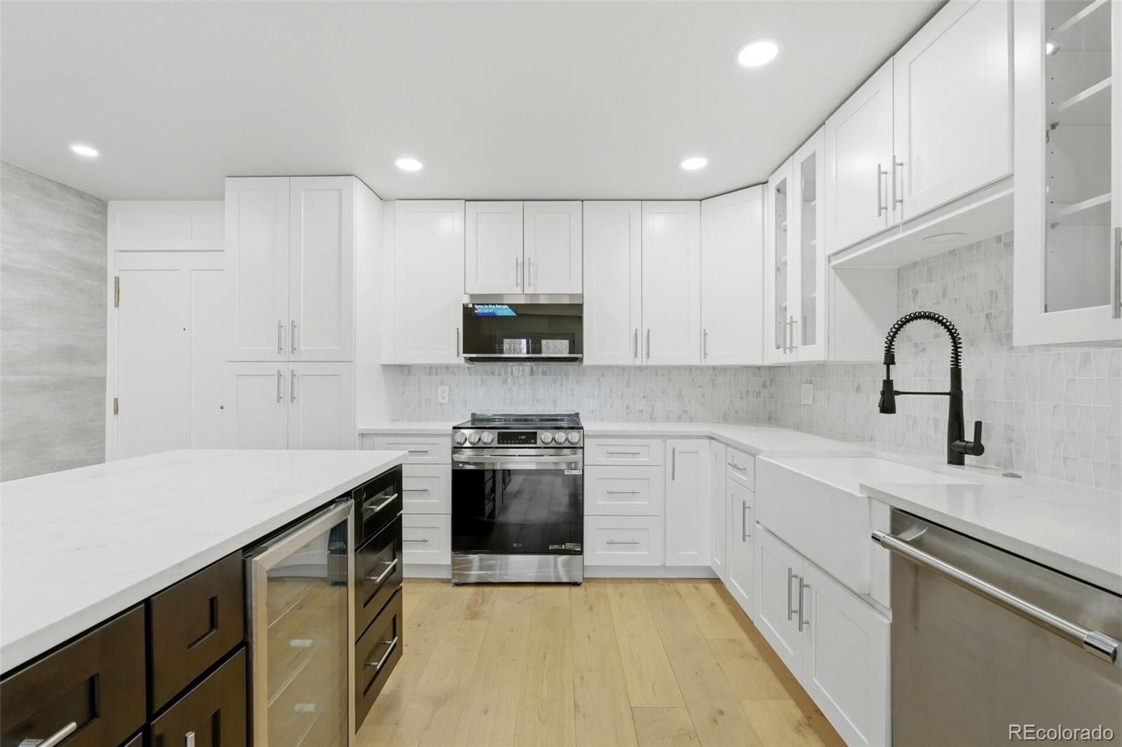 13952 E Marina Drive 308