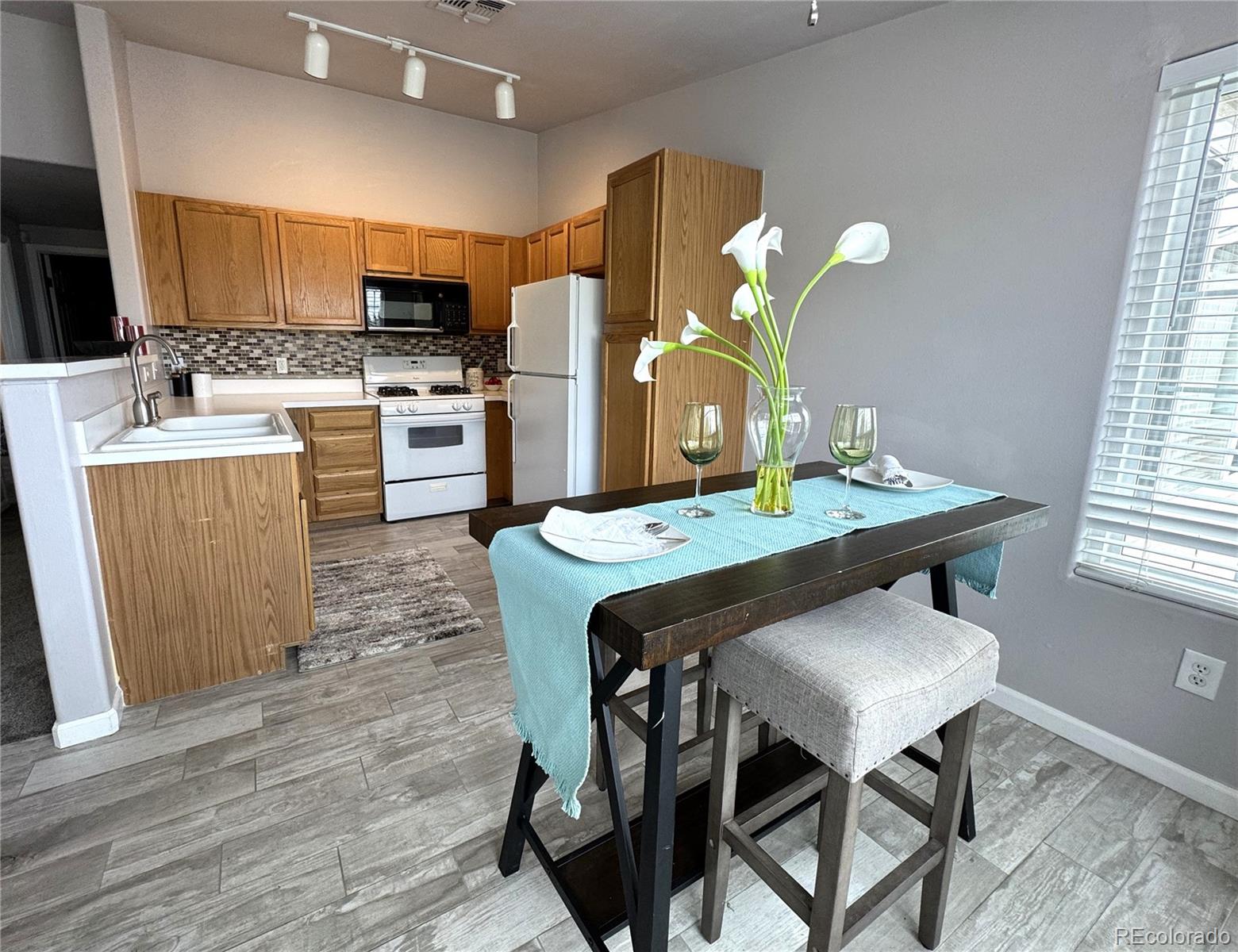 8475 Pebble Creek Way 204, Highlands Ranch, CO, 80126 8475 Pebble Creek Way 204