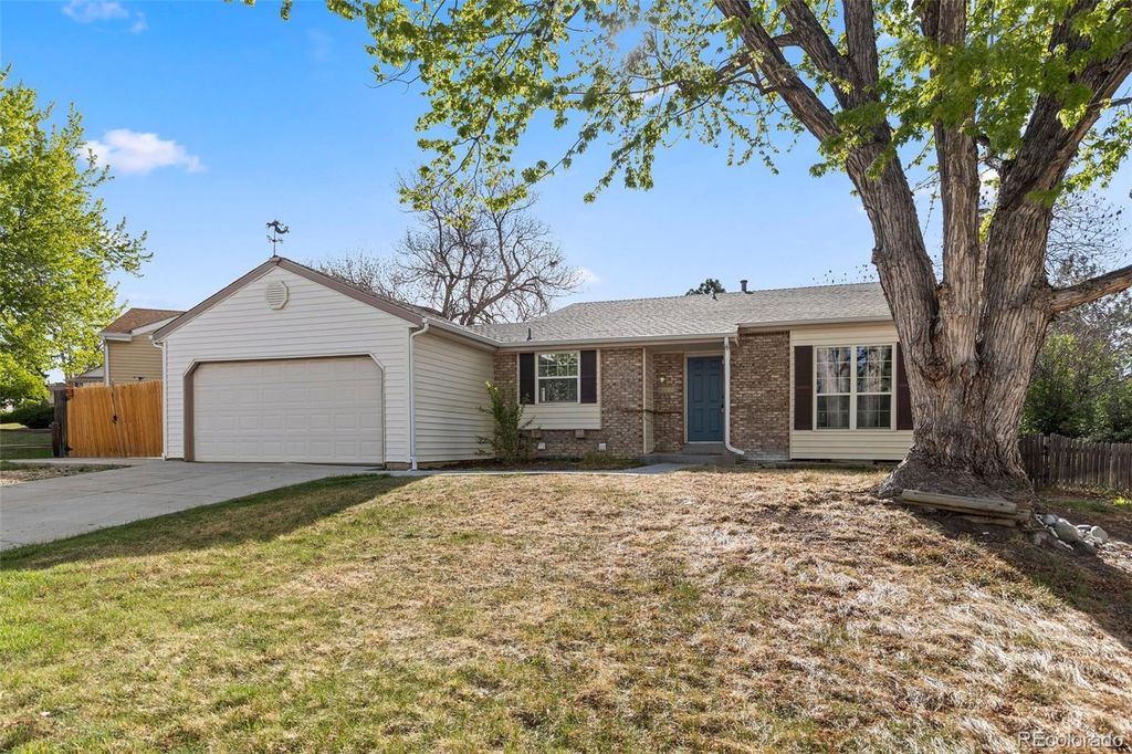 Photo of 17002 E Prentice Drive, Centennial, CO 80015 (MLS # 5093297)
