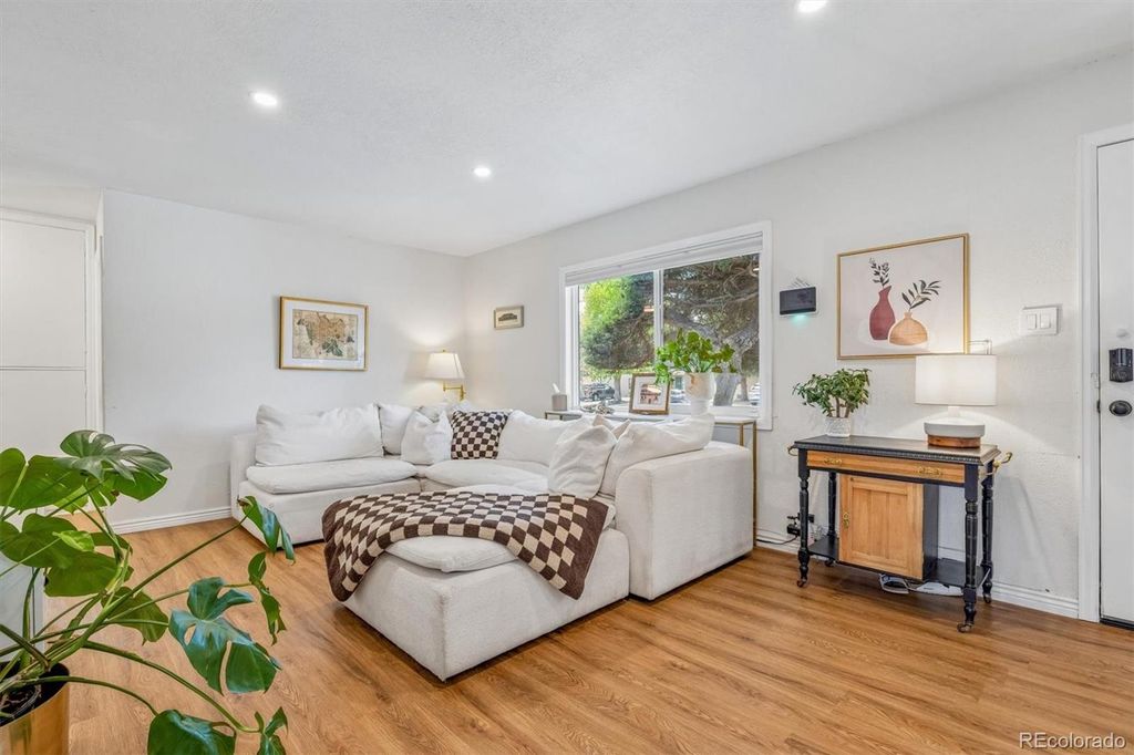 Photo of 1630 S Lowell Boulevard, Denver, CO 80219 (MLS # 9501452)