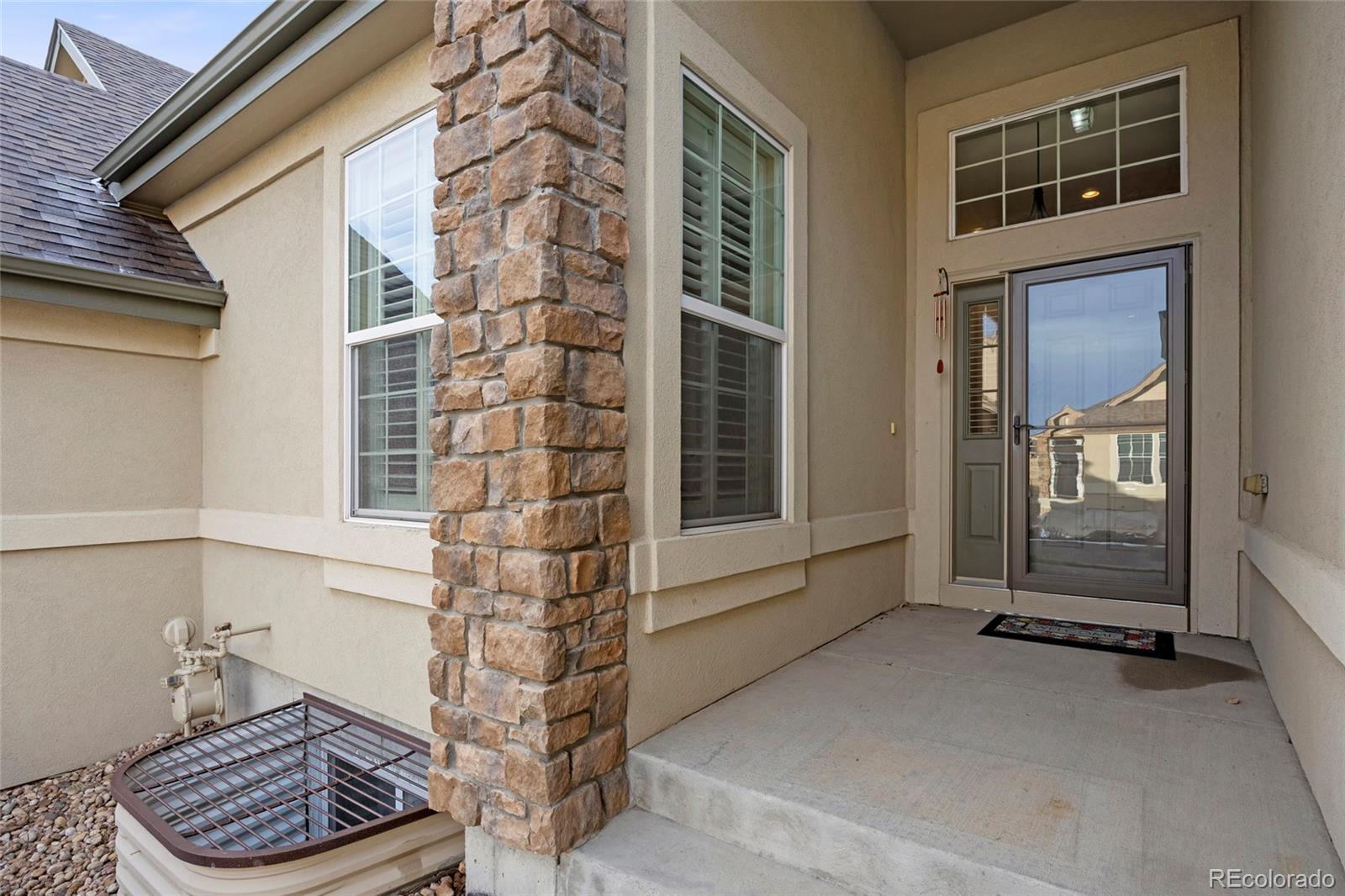 22242 E Euclid Drive