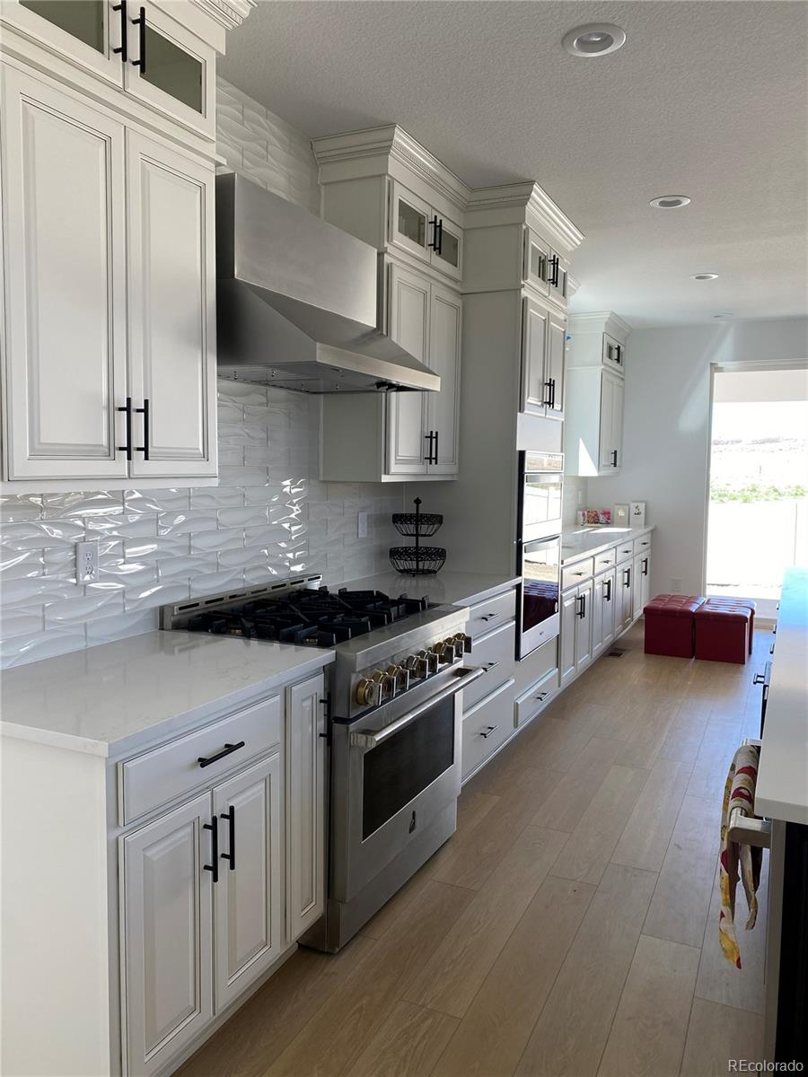 5530 Loma Vista Drive