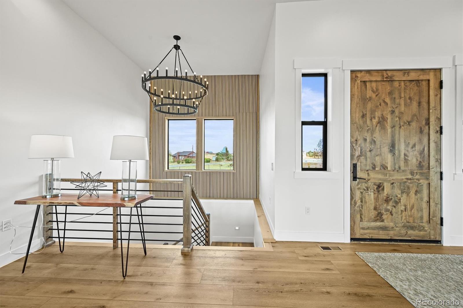 44035 Pony Express Court