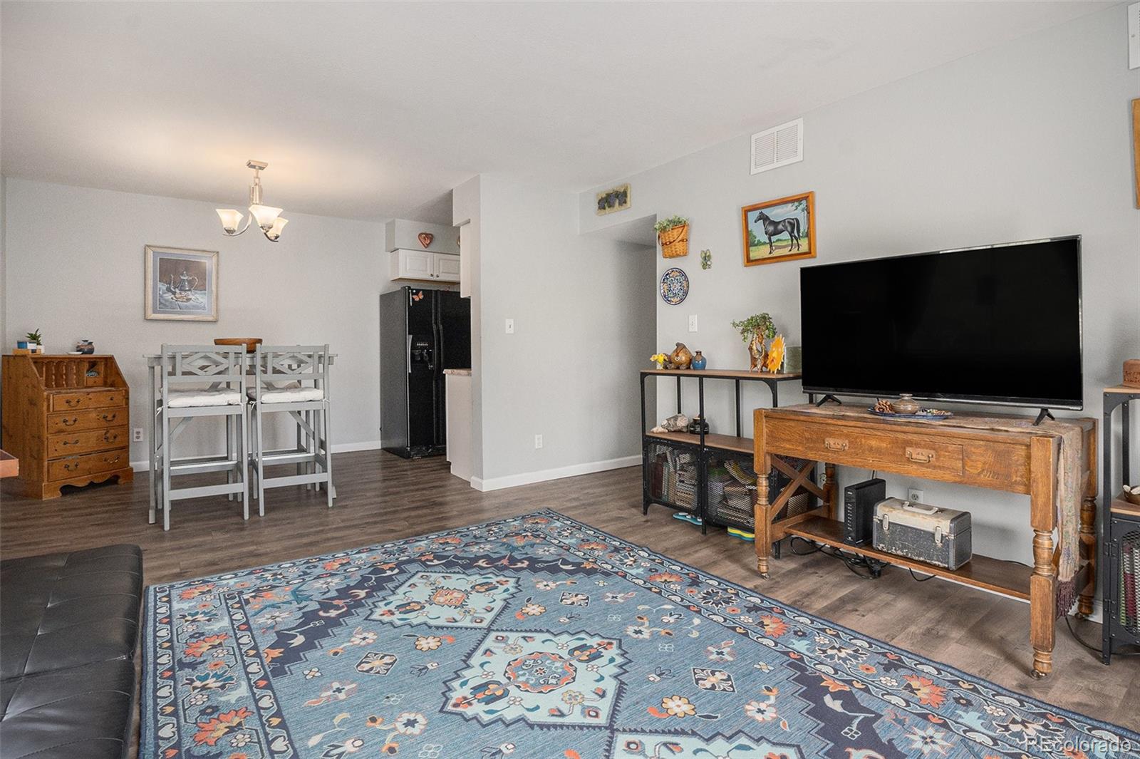 140 E Highline Circle 304