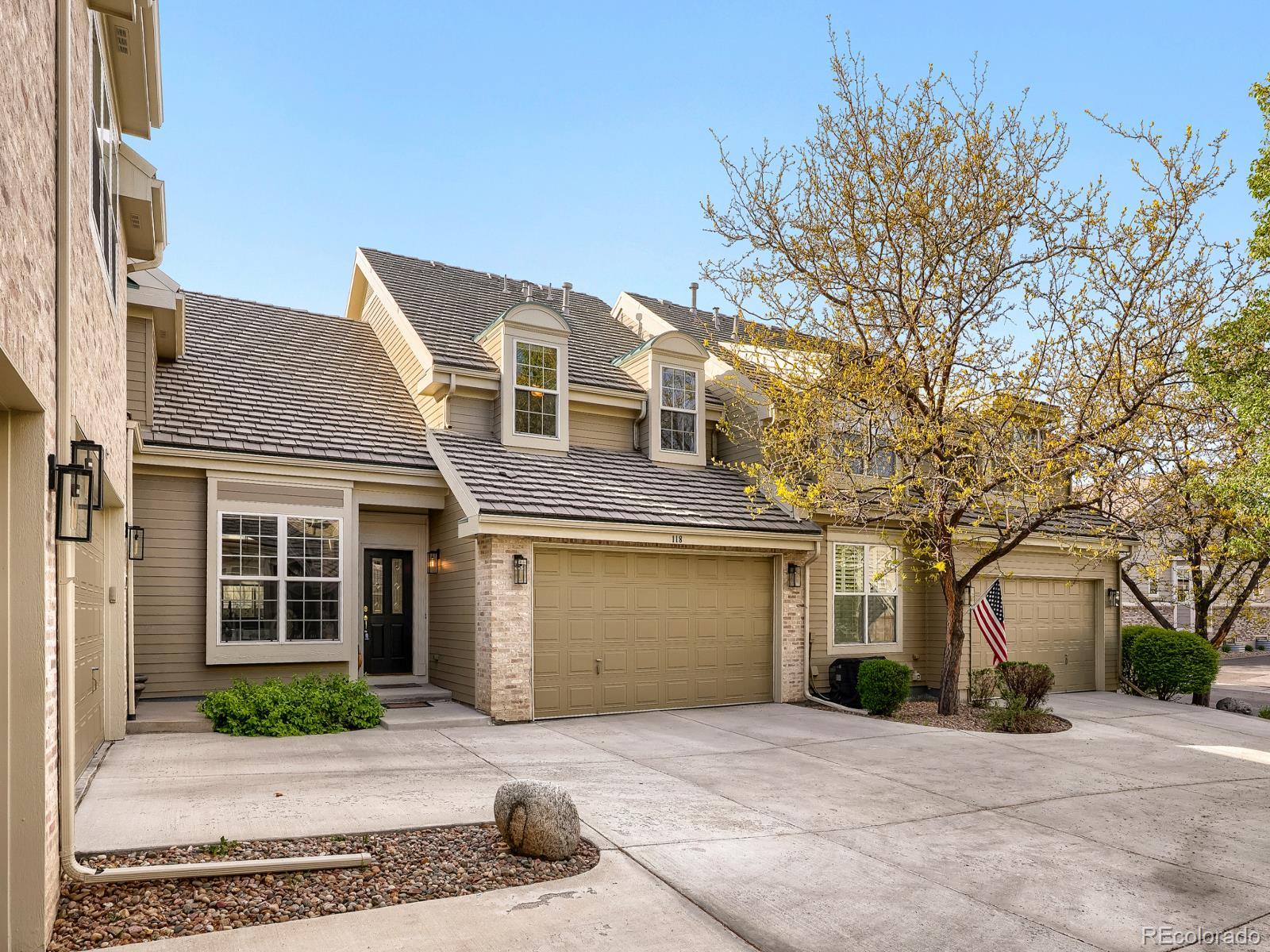 4545 S Monaco Street 118