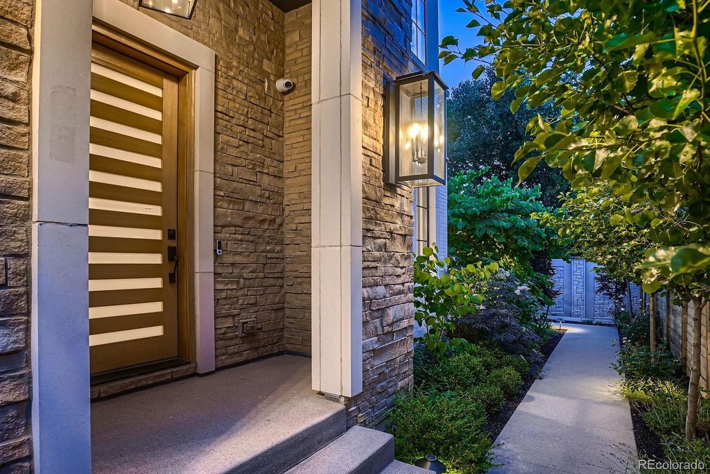 Photo of 2821 E Cedar Avenue #14, Denver, CO 80209 (MLS # 3211223)