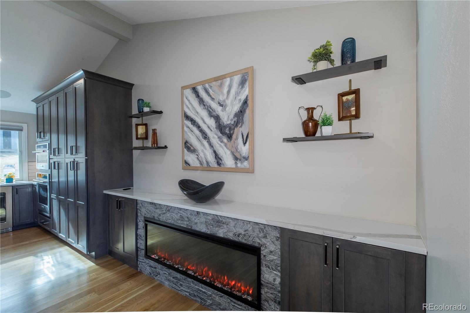 8594 W Fairview Drive