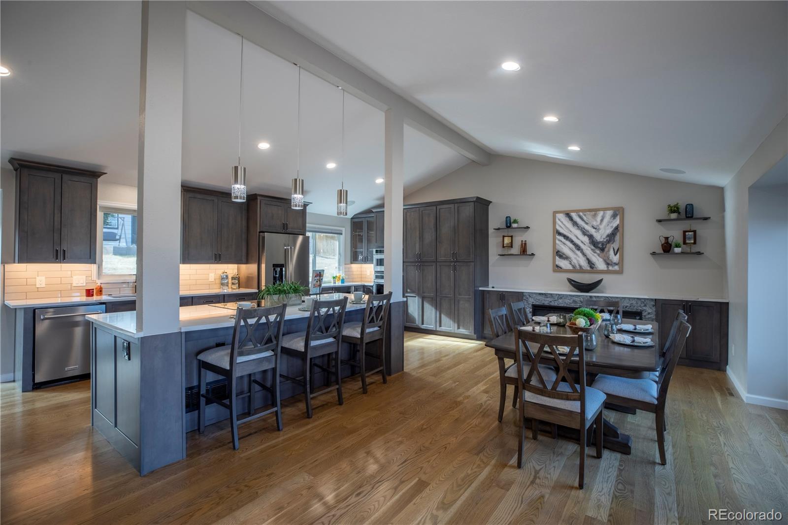 8594 W Fairview Drive