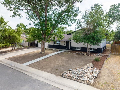 Photo of 440 S Jasmine Street, Denver, CO 80224 (MLS # 3008739)