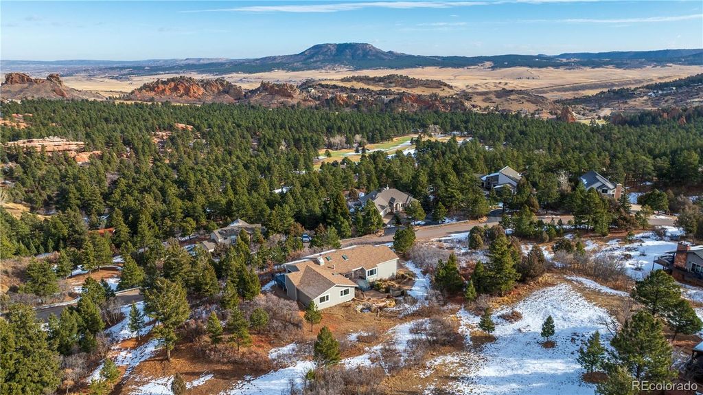 Photo of 6943 Fox Circle Cir, Larkspur, CO 80118 (MLS # 6411806)