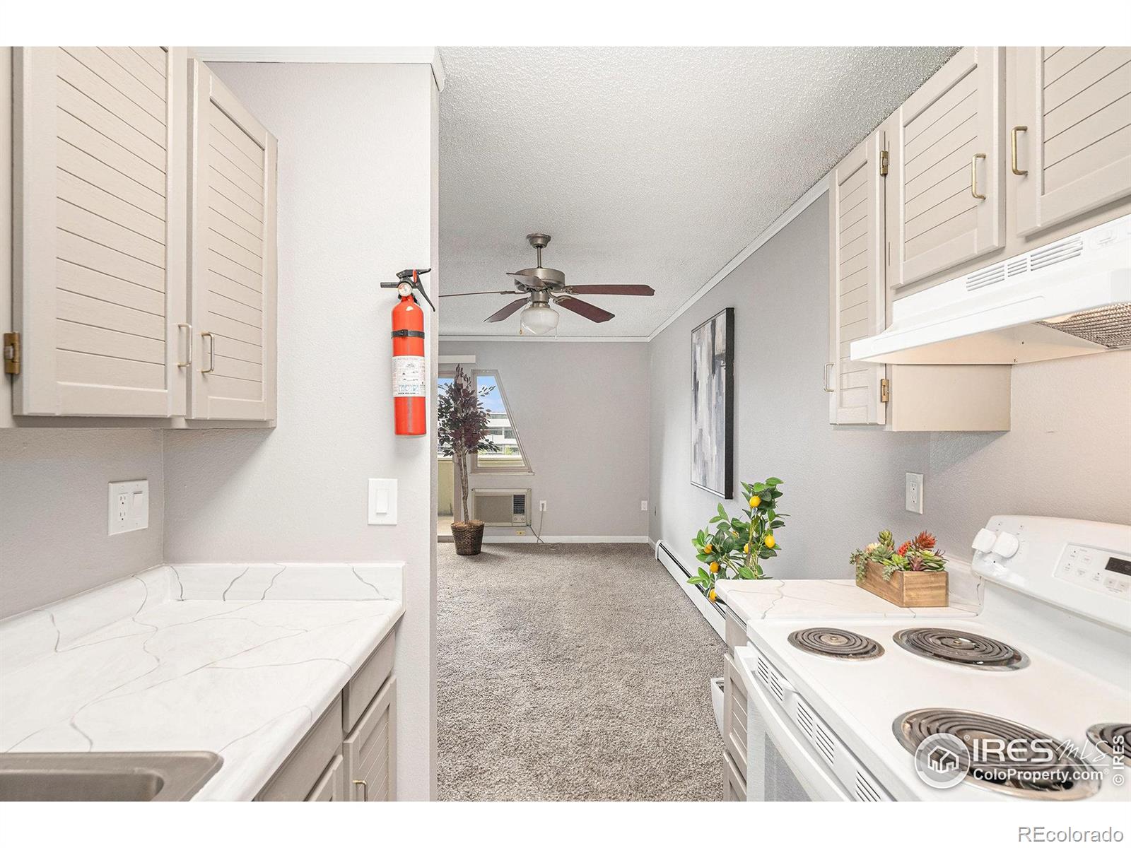 3150 Iris Avenue 305