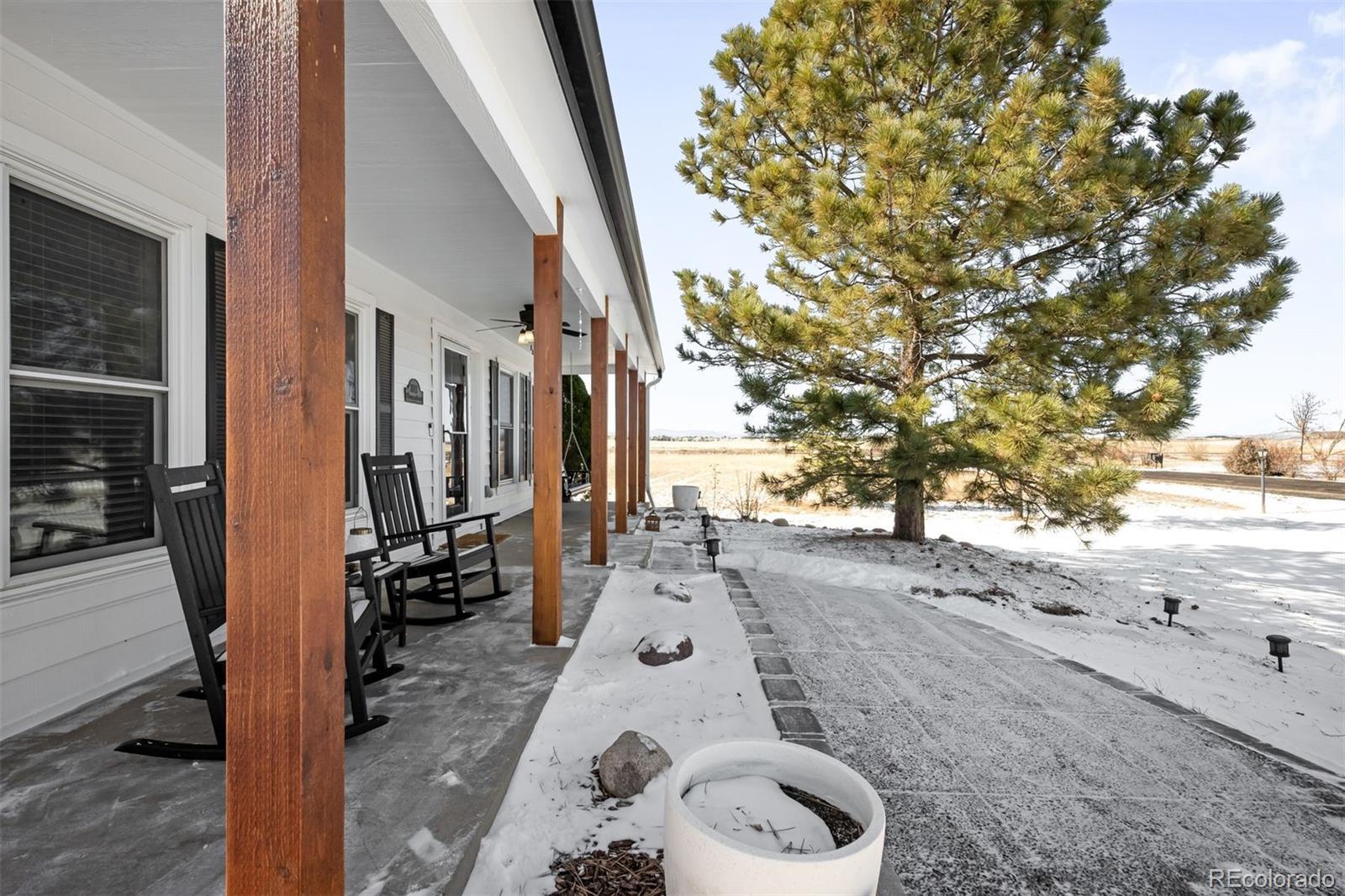 3046 Cottonwood Avenue