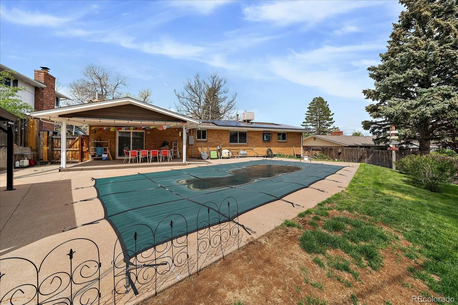 Lakewood, Colorado 80228, United States, 4 Bedrooms Bedrooms, ,3 BathroomsBathrooms,Residential,Active,124121