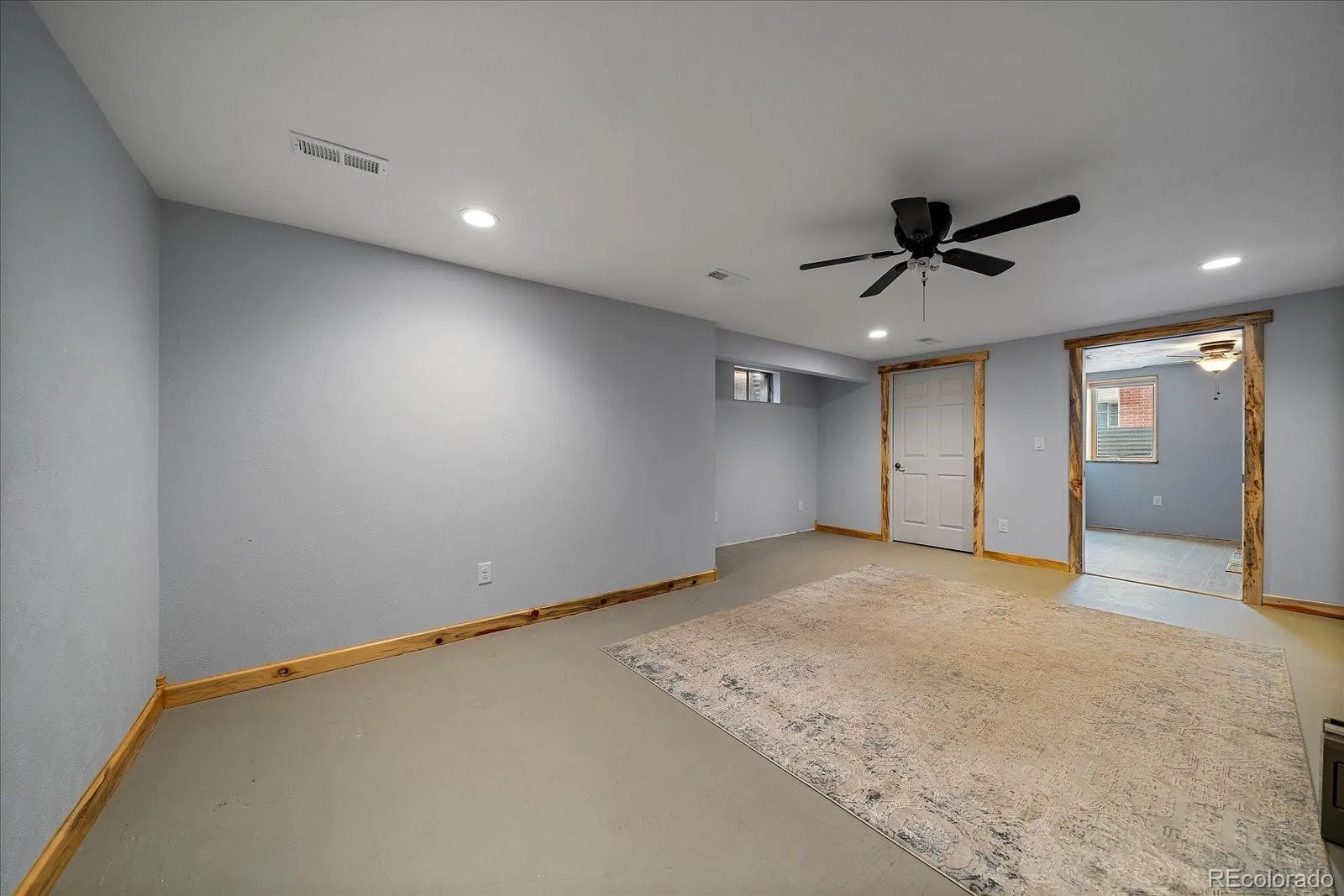 Lakewood, Colorado 80228, United States, 4 Bedrooms Bedrooms, ,3 BathroomsBathrooms,Residential,Active,124121