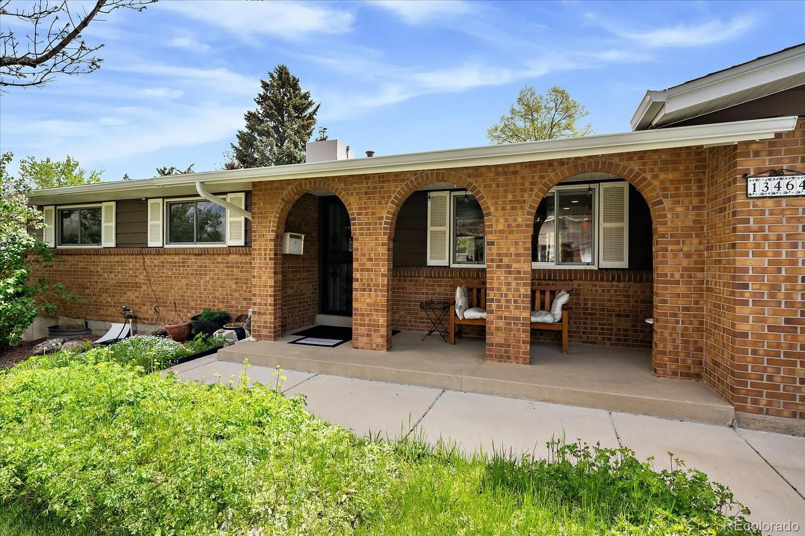 Lakewood, Colorado 80228, United States, 4 Bedrooms Bedrooms, ,3 BathroomsBathrooms,Residential,Active,124121