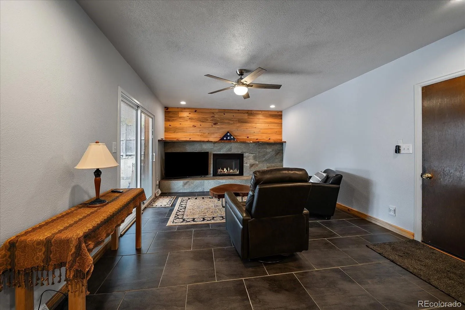 Lakewood, Colorado 80228, United States, 4 Bedrooms Bedrooms, ,3 BathroomsBathrooms,Residential,Active,124121