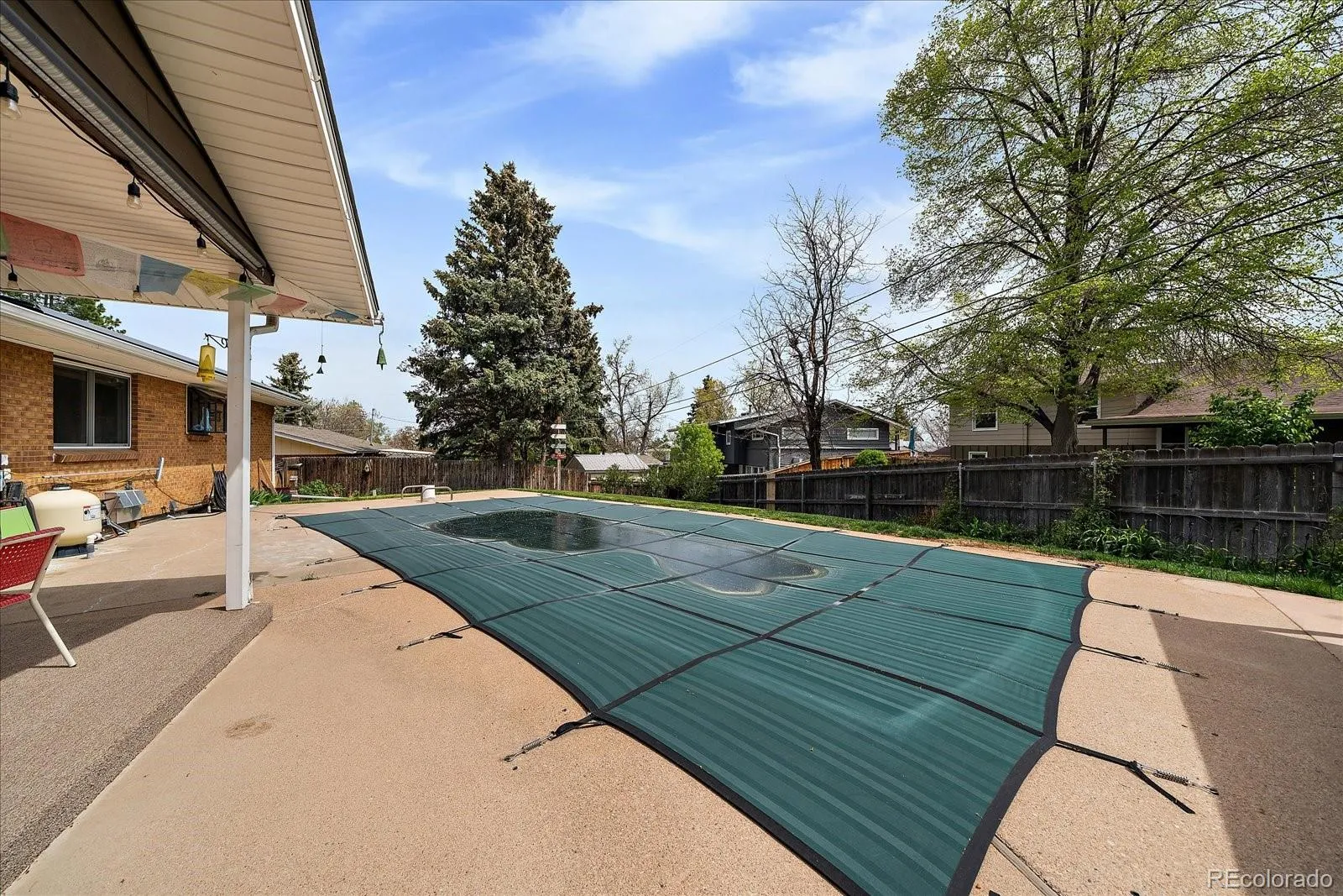 Lakewood, Colorado 80228, United States, 4 Bedrooms Bedrooms, ,3 BathroomsBathrooms,Residential,Active,124121