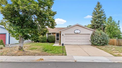 Photo of 3581 S Olathe Street, Aurora, CO 80013 (MLS # 4320177)