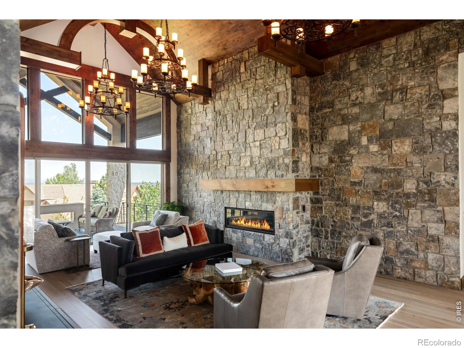 6792 Niwot Hills Drive