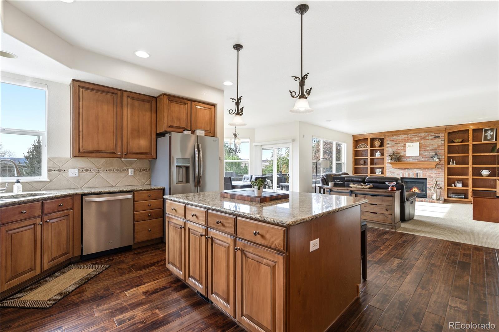 356 Crosshaven Place