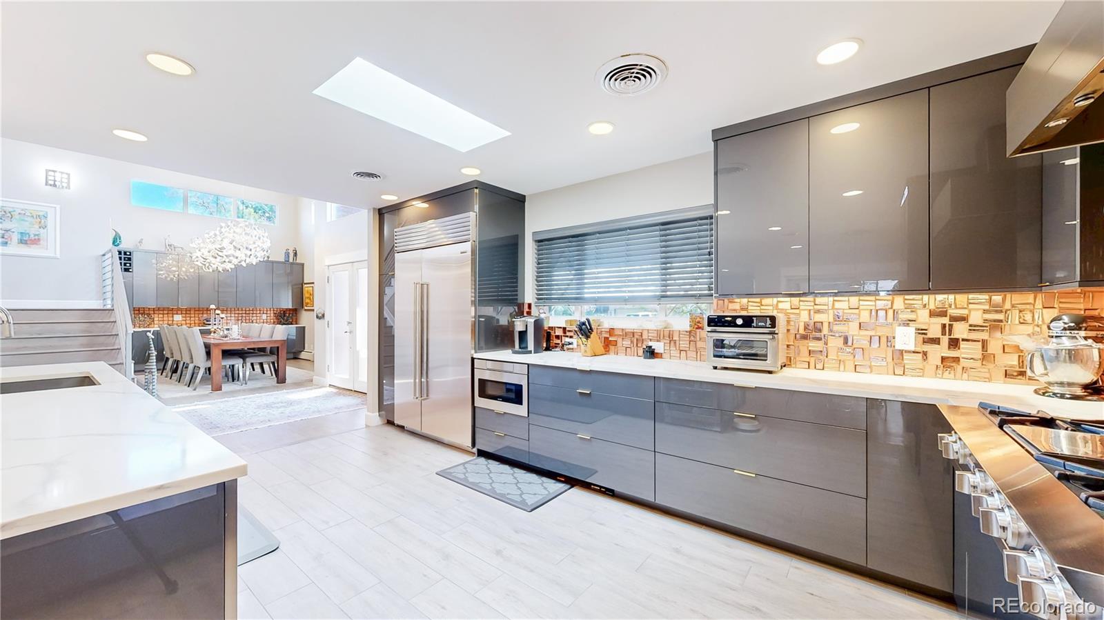 463 Locust Street