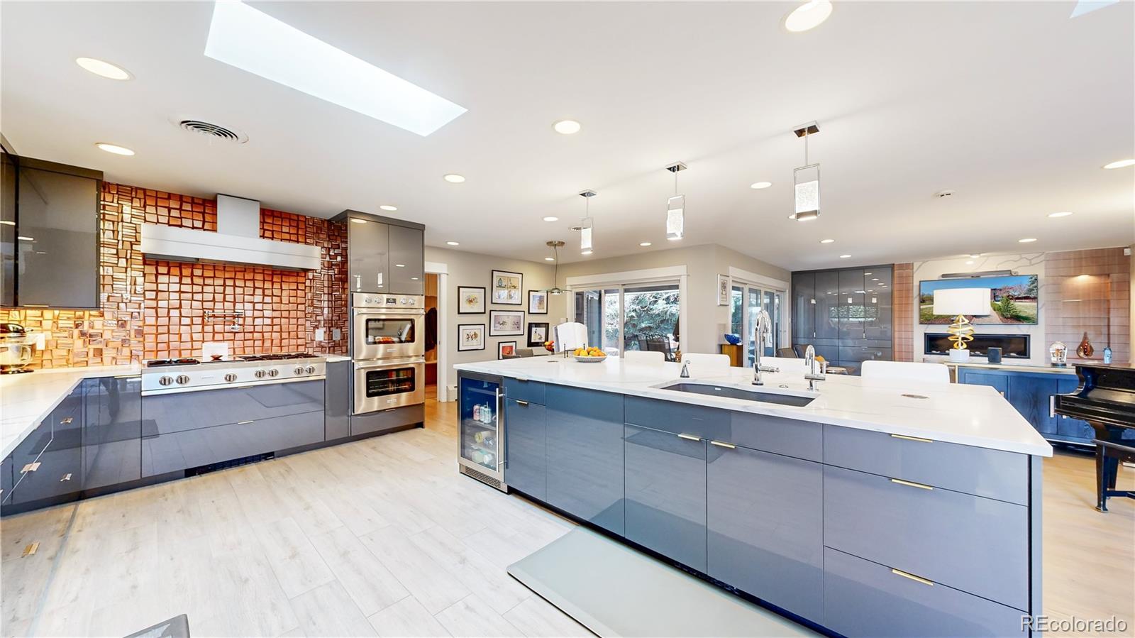 463 Locust Street