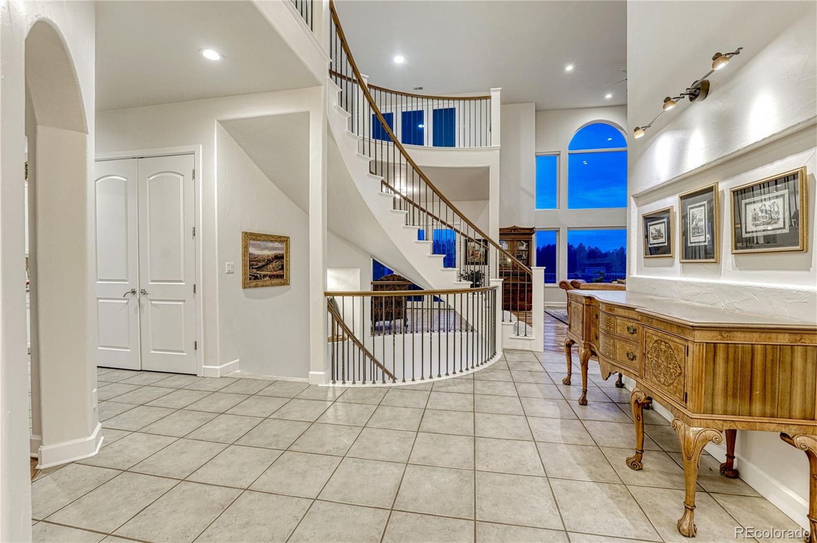 8768 Windhaven Drive