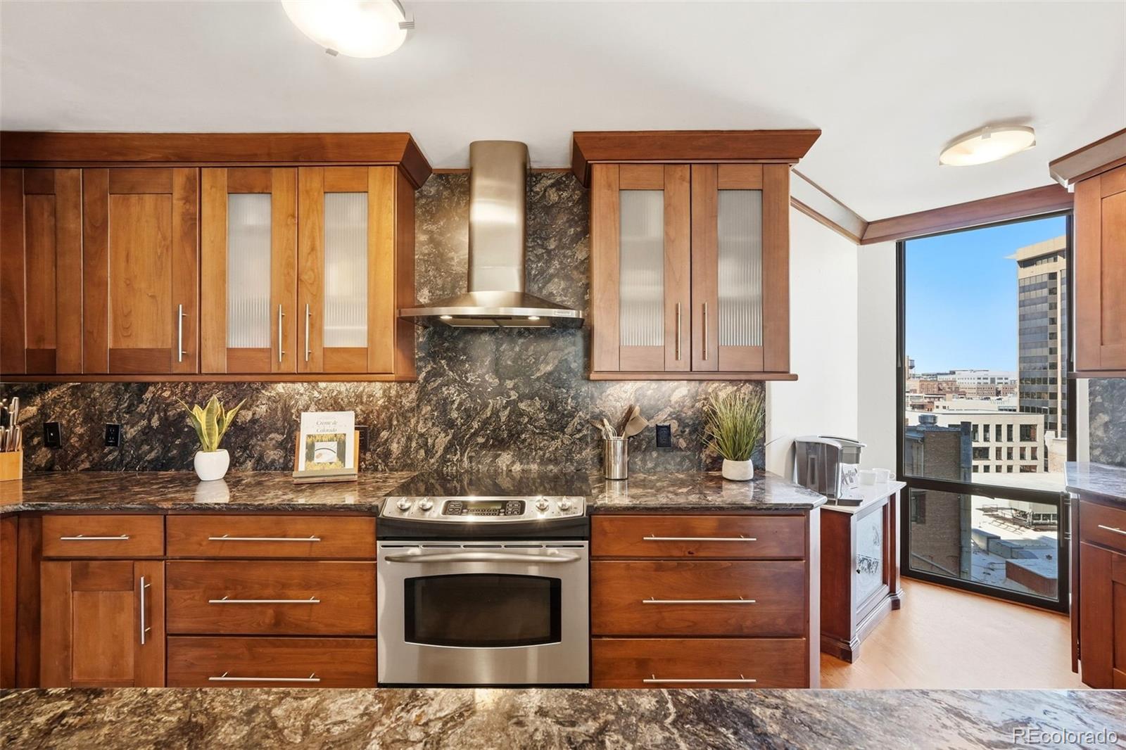 1625 Larimer Street 905