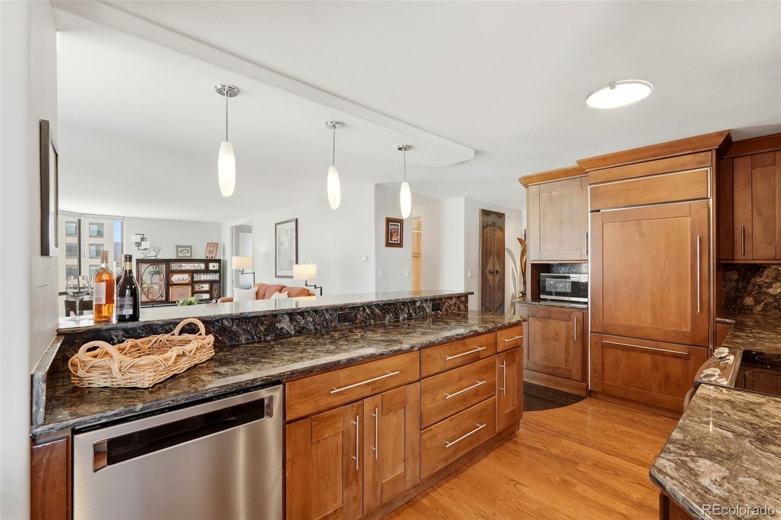 1625 Larimer Street 905