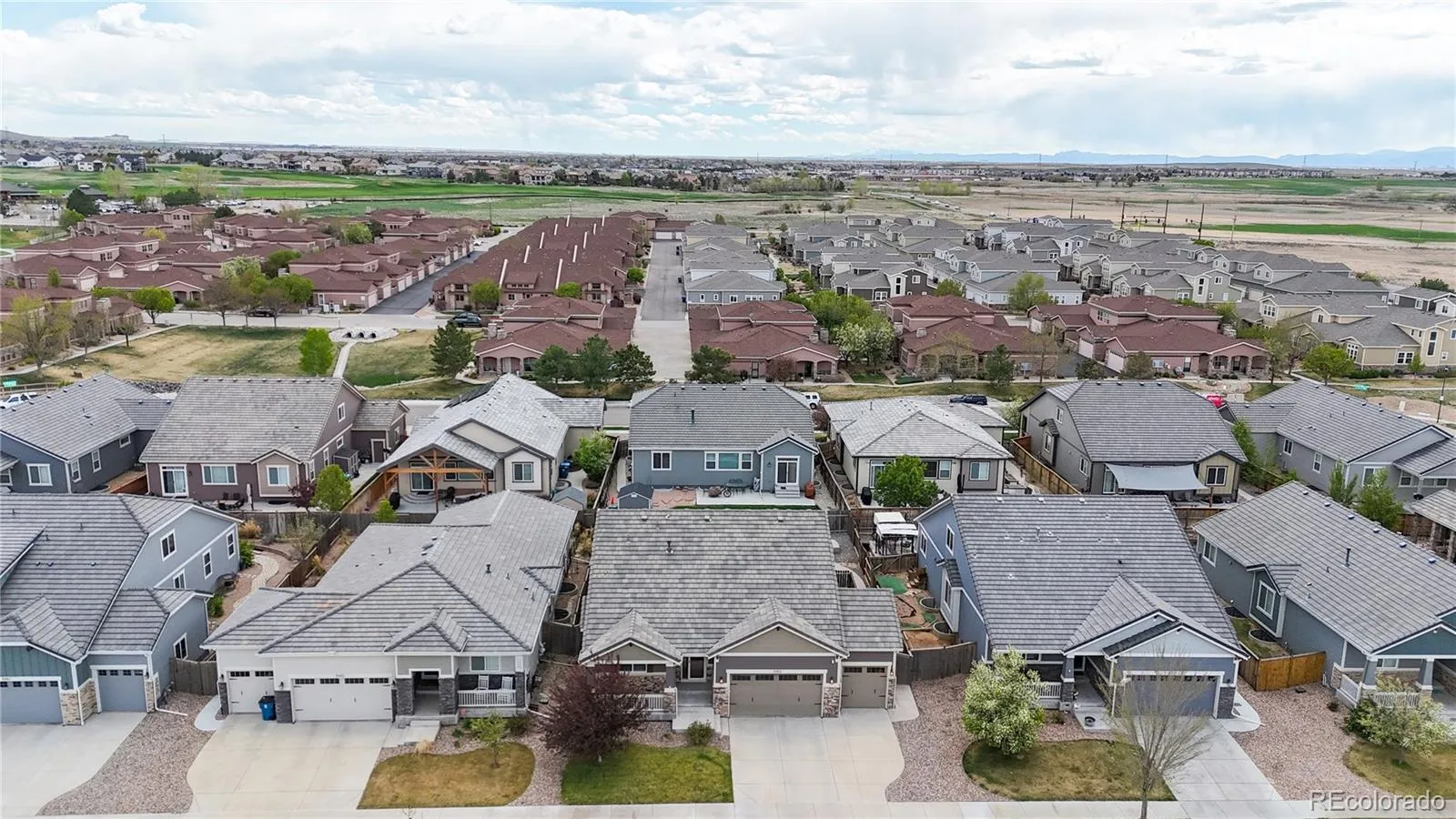 Commerce City, Colorado 80022, United States, 3 Bedrooms Bedrooms, ,2 BathroomsBathrooms,Residential,Pending,119231