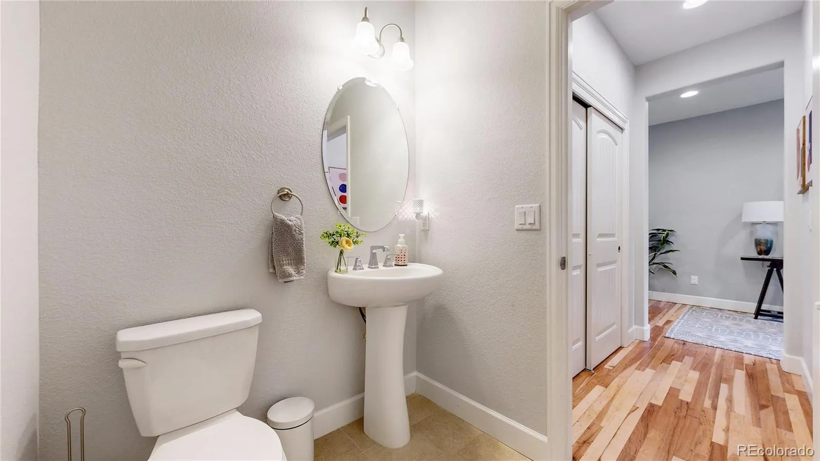 Commerce City, Colorado 80022, United States, 3 Bedrooms Bedrooms, ,2 BathroomsBathrooms,Residential,Pending,119231