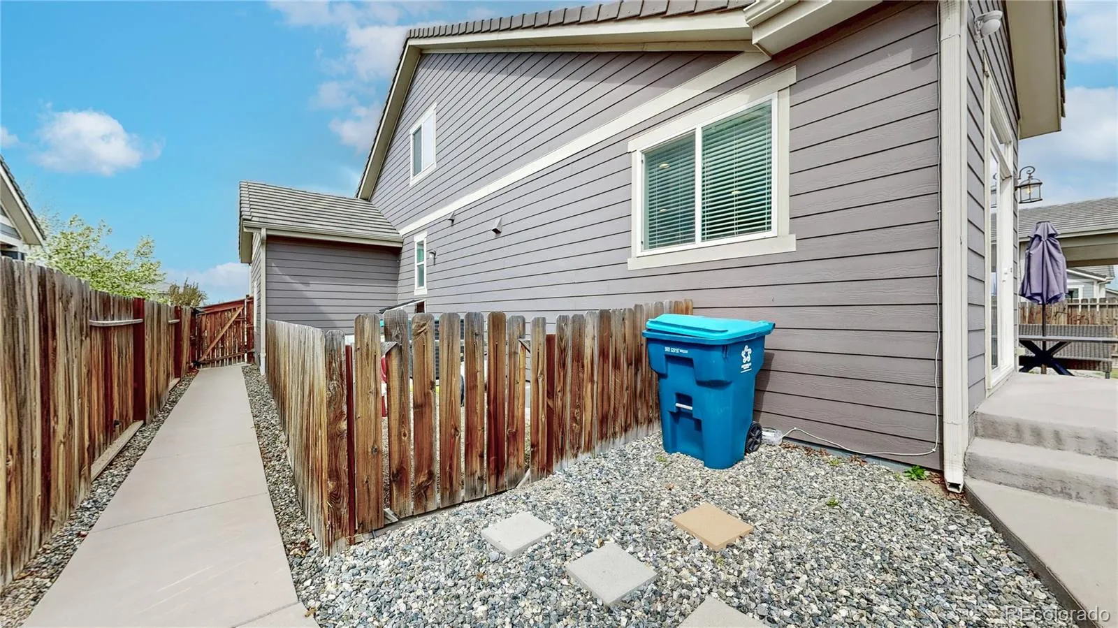 Commerce City, Colorado 80022, United States, 3 Bedrooms Bedrooms, ,2 BathroomsBathrooms,Residential,Pending,119231