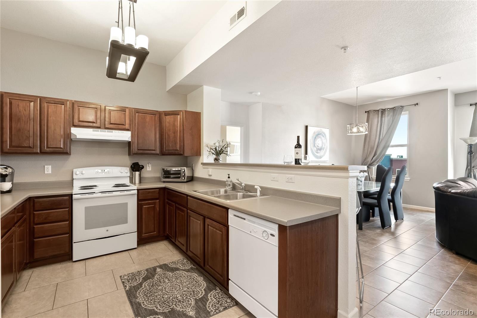 Photo 4 of 36 of 7931 W 55th Avenue 103 condo