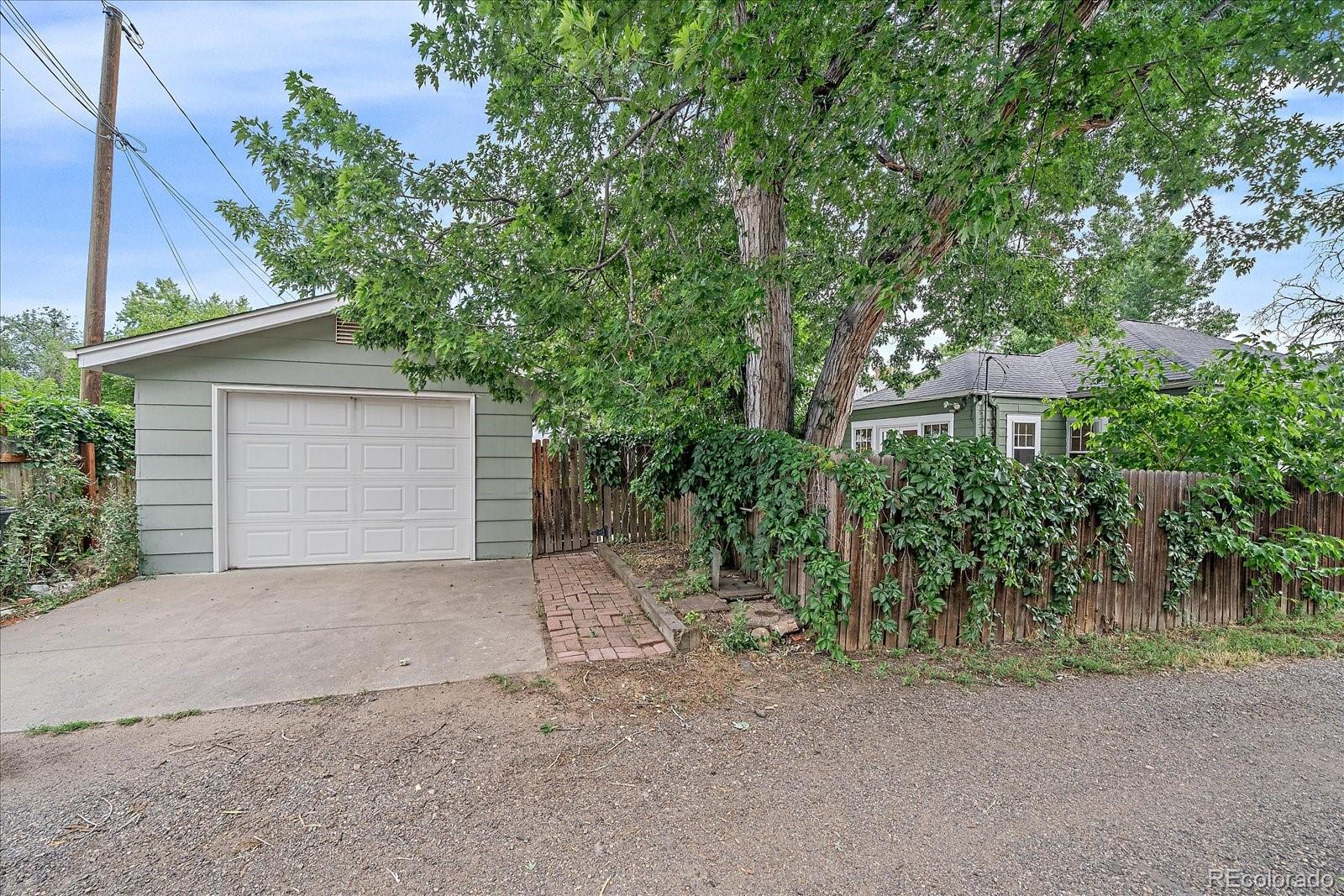 8105 Grandview Avenue