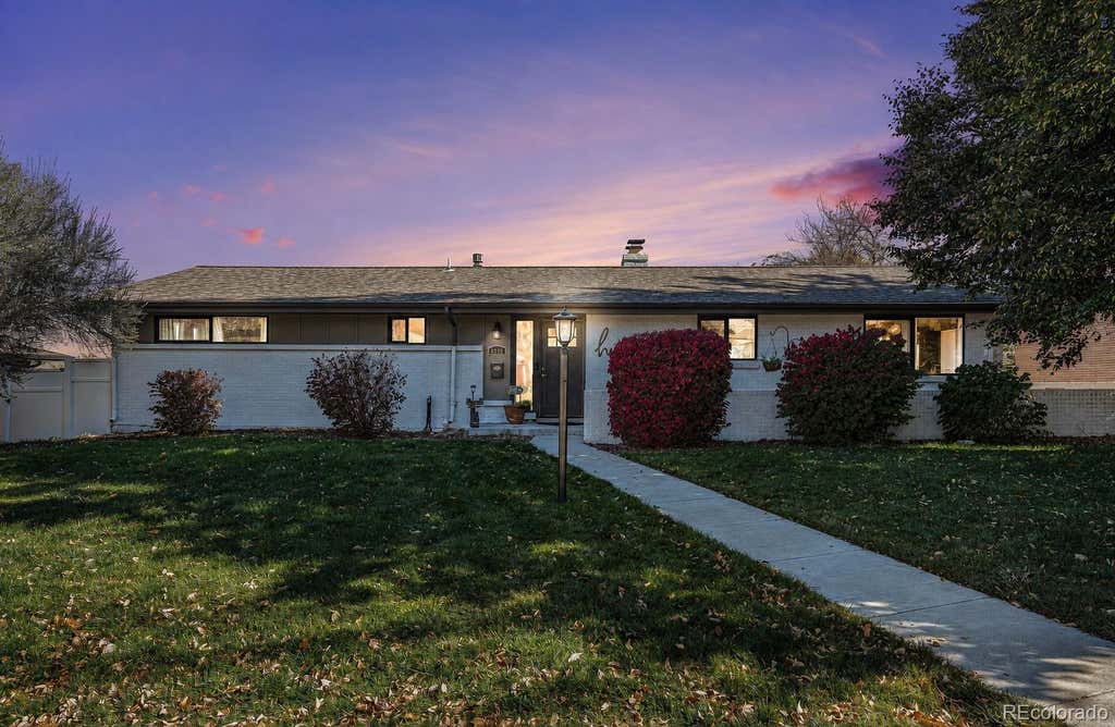 Photo of 6110 S Southwood Drive, Littleton, CO 80121 (MLS # 6152322)