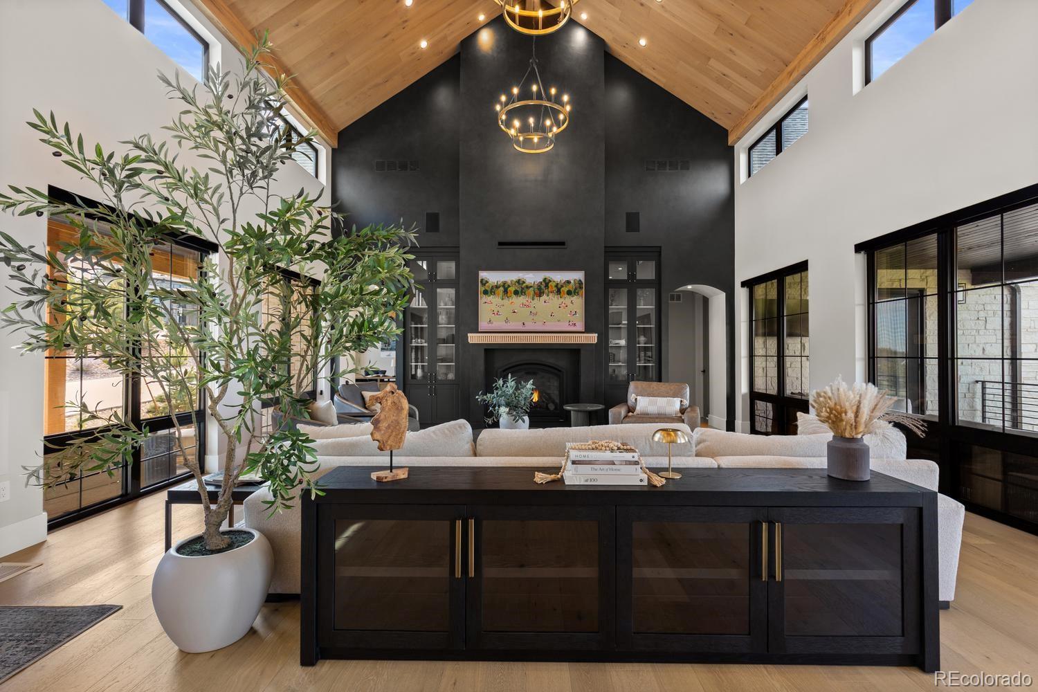 1568 Arrowpoint Court