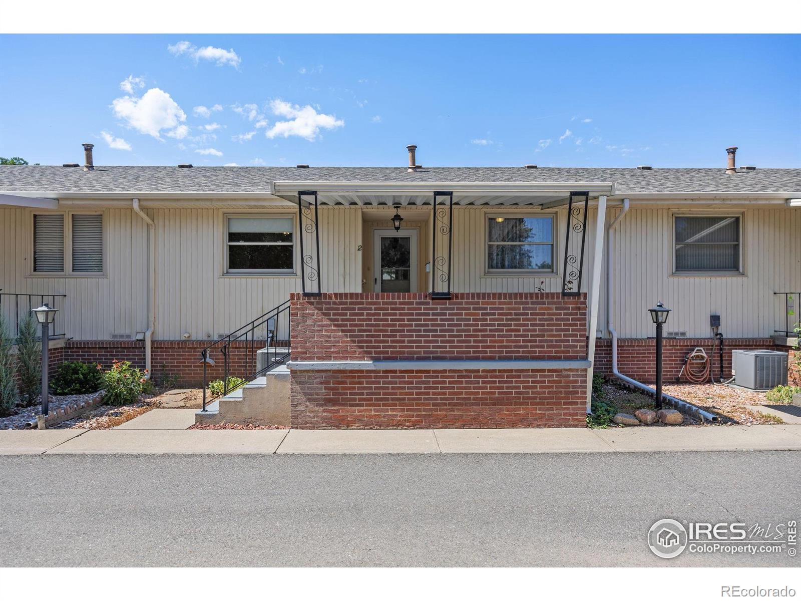 1000 W Eisenhower Boulevard 12
