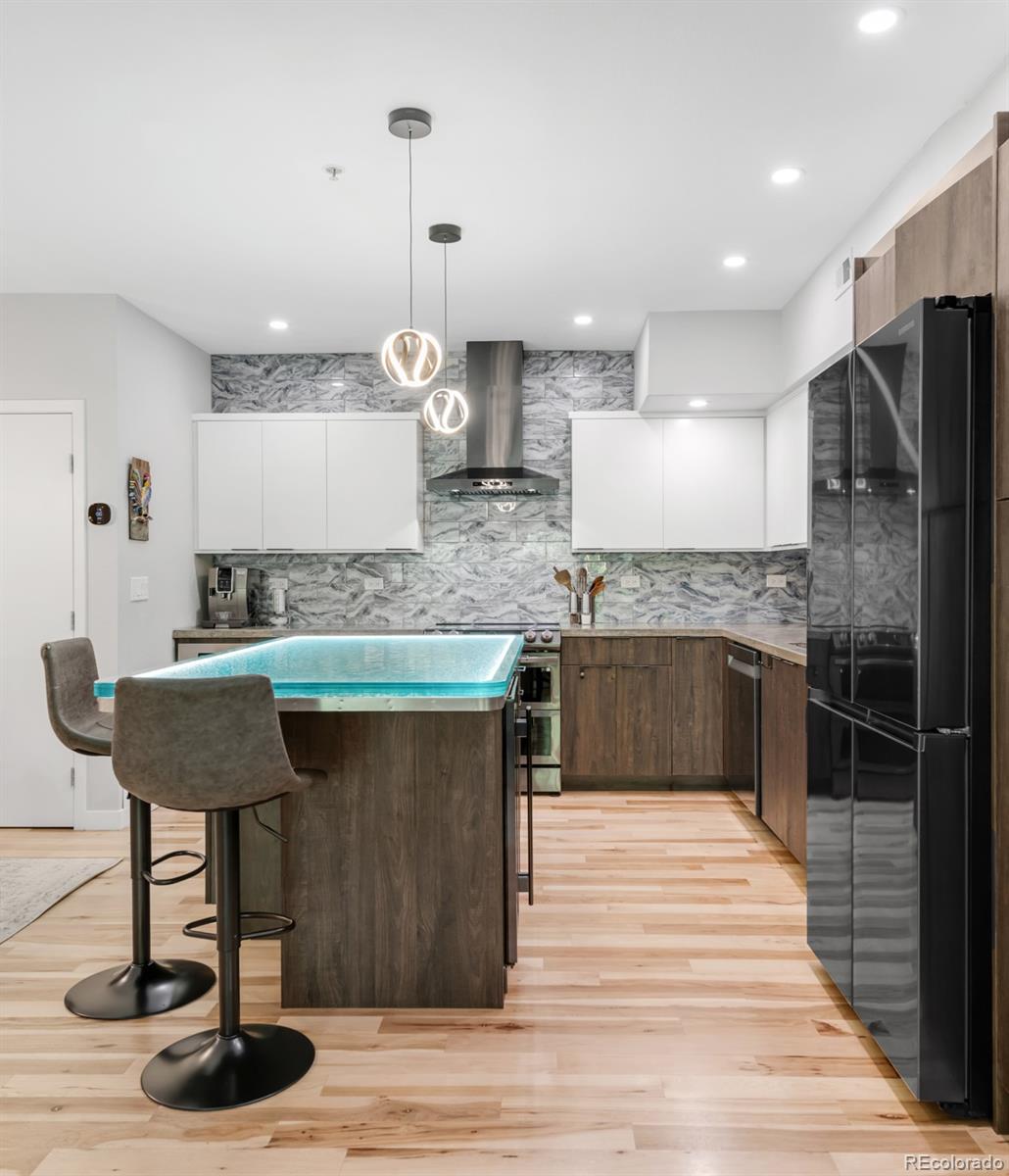 3295 Blake Street 102