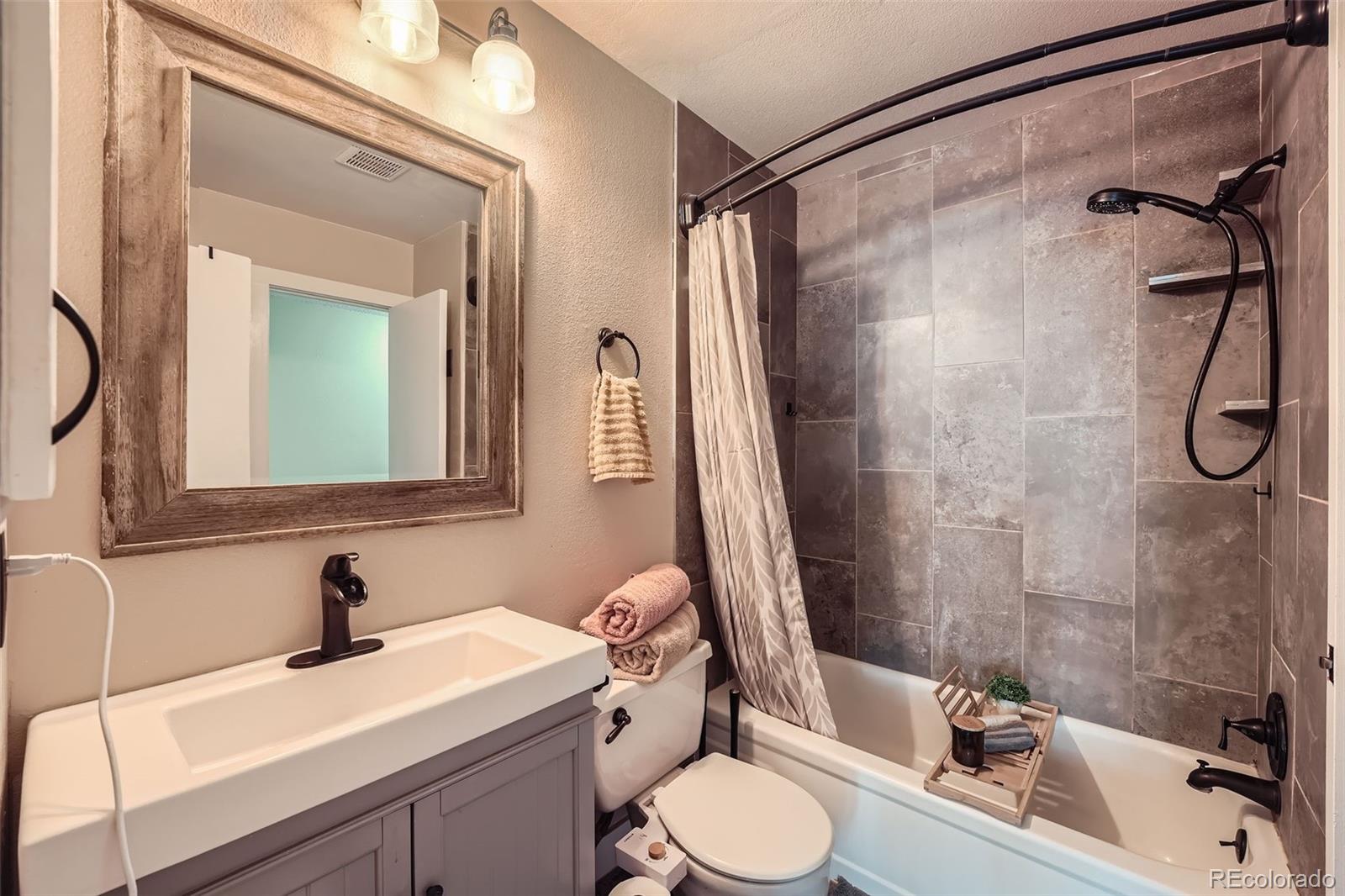 14344 E Hawaii Circle B, Aurora, CO, 80012 4 14344 E Hawaii Circle B